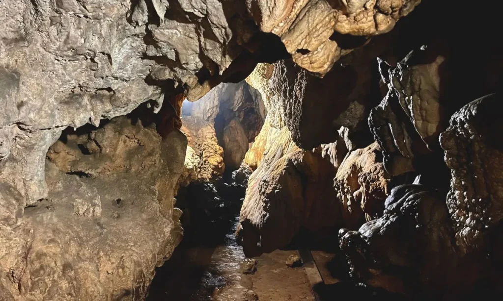 Mawsmai Cave